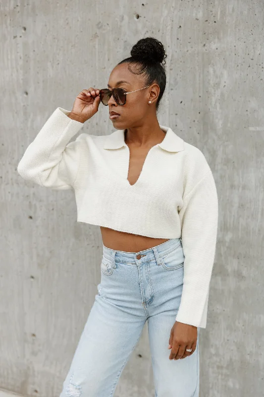 CHEYENNE V-NECK COLLAR WITH DROP SHOULDER SWEATER IN IVORY Chenille Fabric Brocade Fabric Lace Fabric CHEYENNE V-NECK COLLAR WITH DROP SHOULDER SWEATER IN IVORY Chenille Fabric Brocade Fabric Lace Fabric
