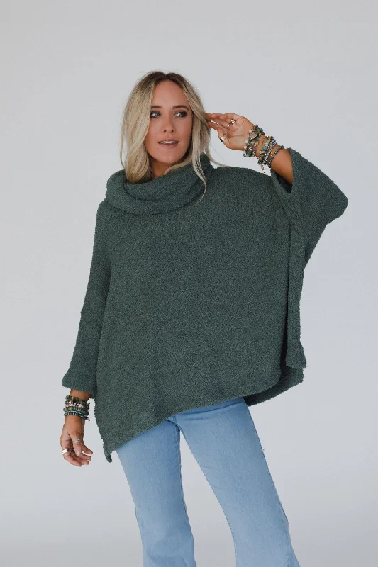 The Nest Hartlie Sweater Top - Basil Zippered Front Buttoned Front Snap Front