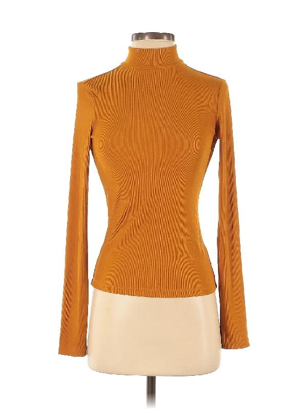 Turtleneck Sweater Zippered Buttoned Snapped